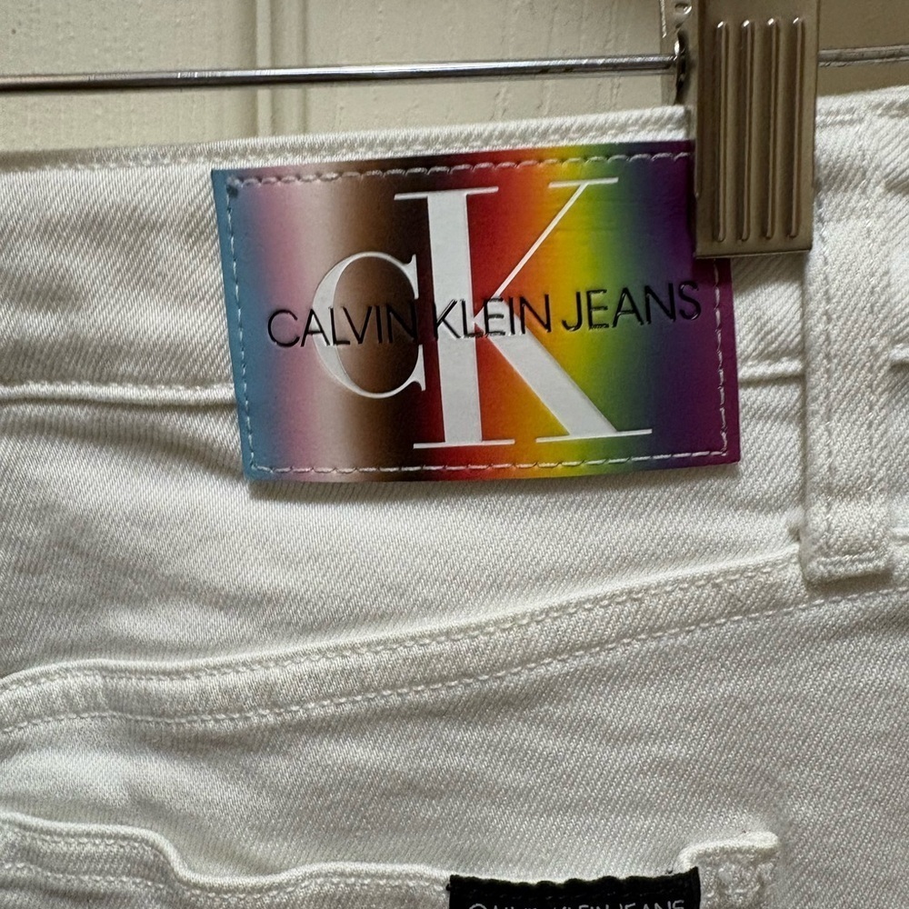 Calvin Klein Jeans Pride Collection High Rise White Denim Mini Skirt – W30 - Picture 9 of 15